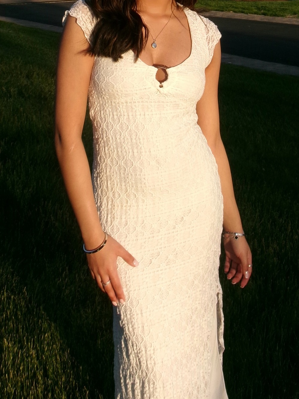 xs White Lace Cap-Sleeve Bodycon Dress